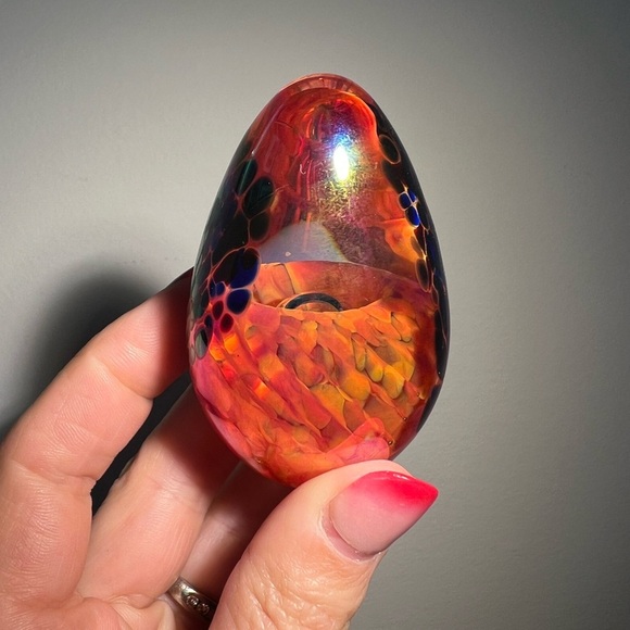 GES Glass Eye Studio Iridescent Egg Art Glass Paperweight 1997 - Picture 10 of 14